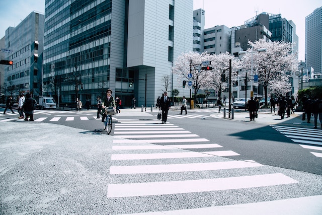 舟山为何勤工俭学对在日本的留学生的职业生涯至关重要？